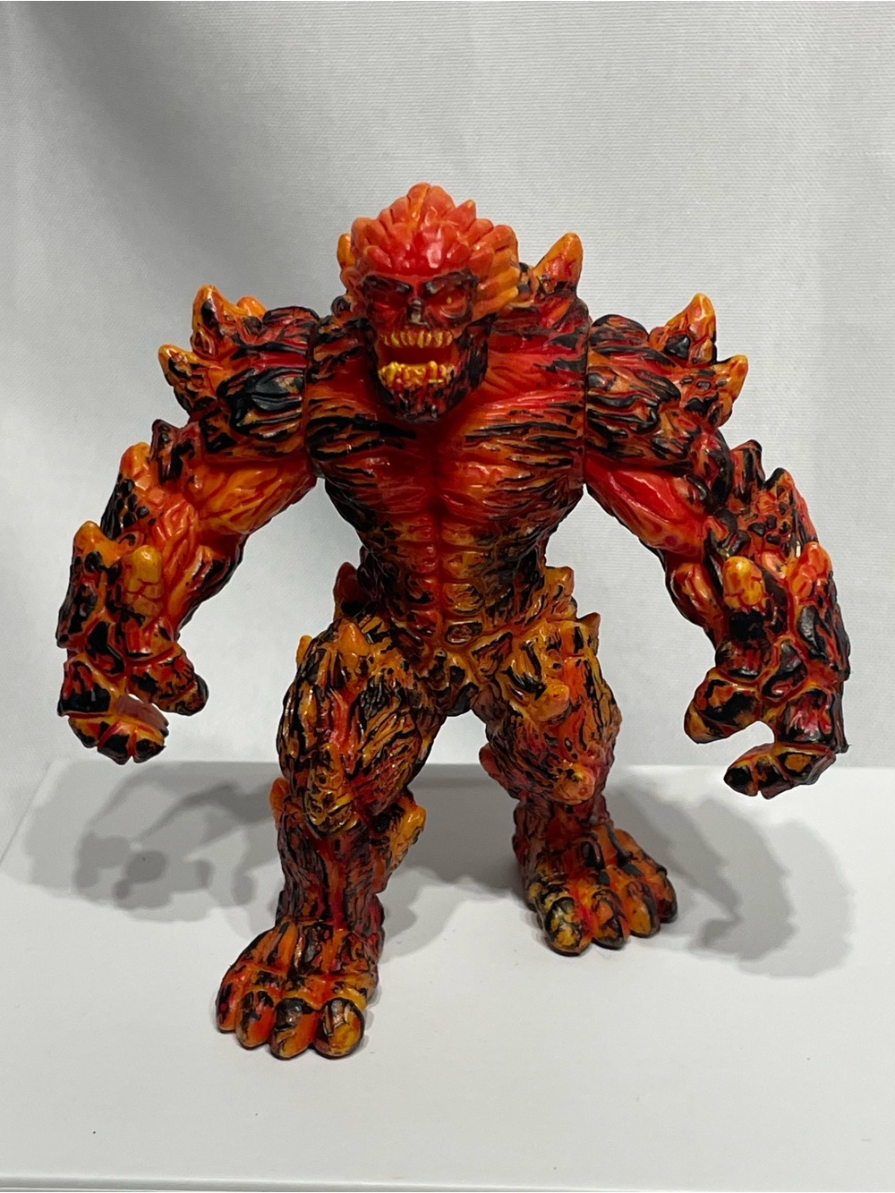 4.5” Schleich Eldrador Creatures Lava Golem figurine (#42447) Excellent Conditio